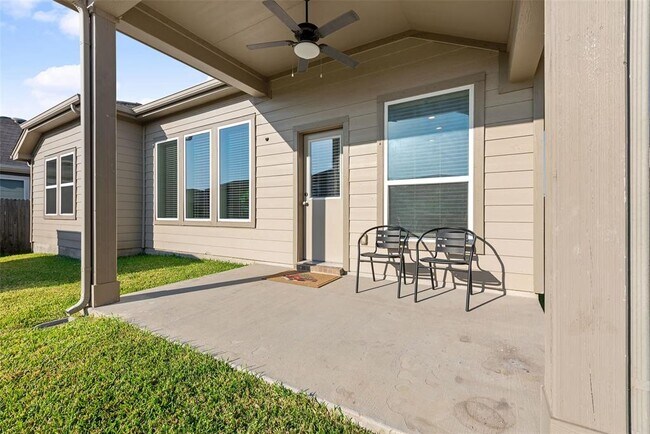 Building Photo - 718 Bridgestone Way