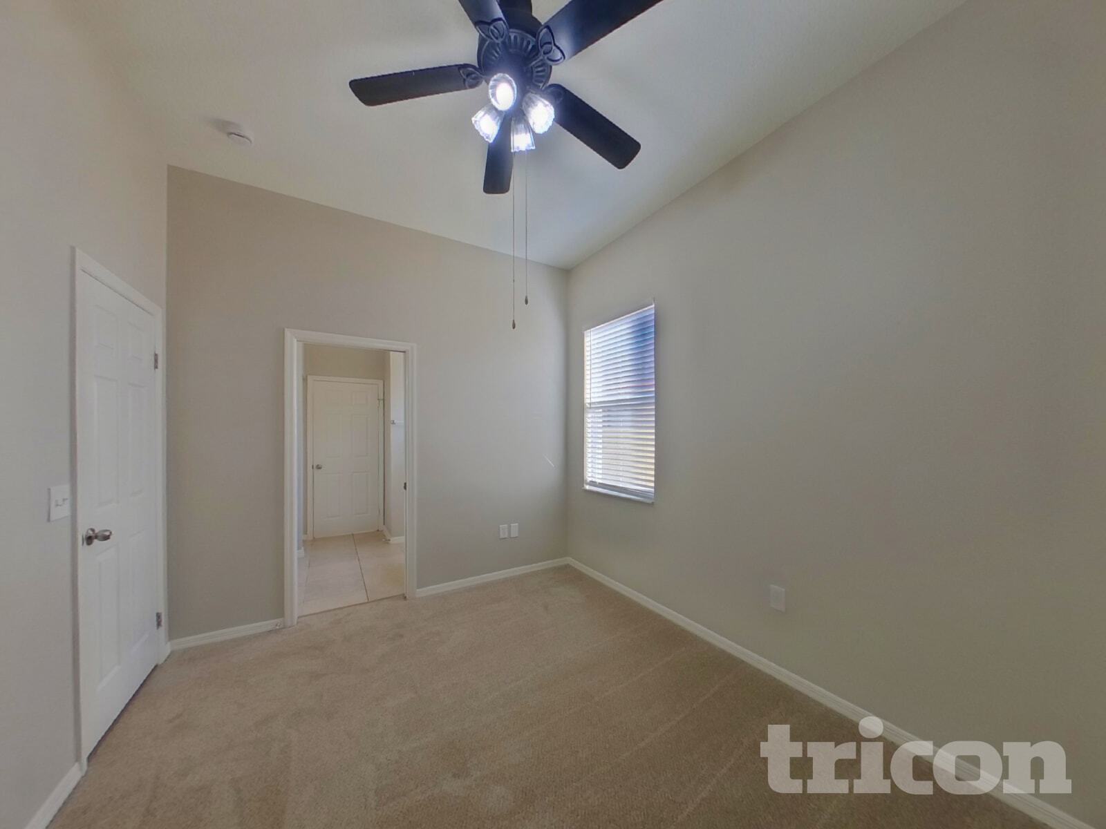 Building Photo - 1810 Cattleman Dr