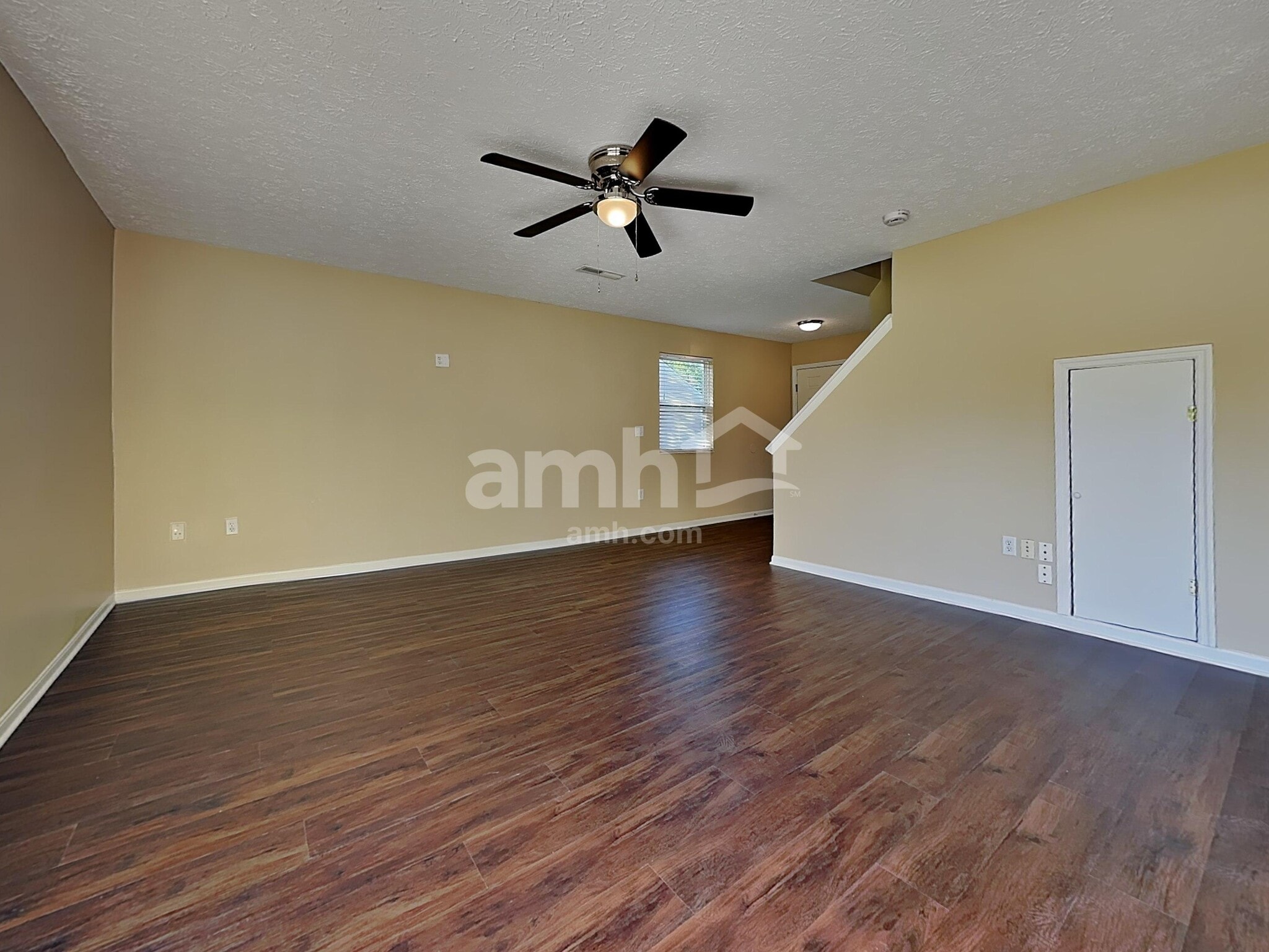 Building Photo - 424 Hartford Ct