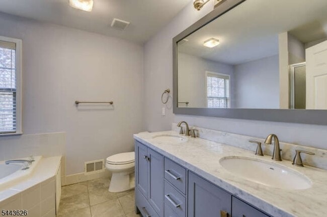 Building Photo - 403 Taggert Dr