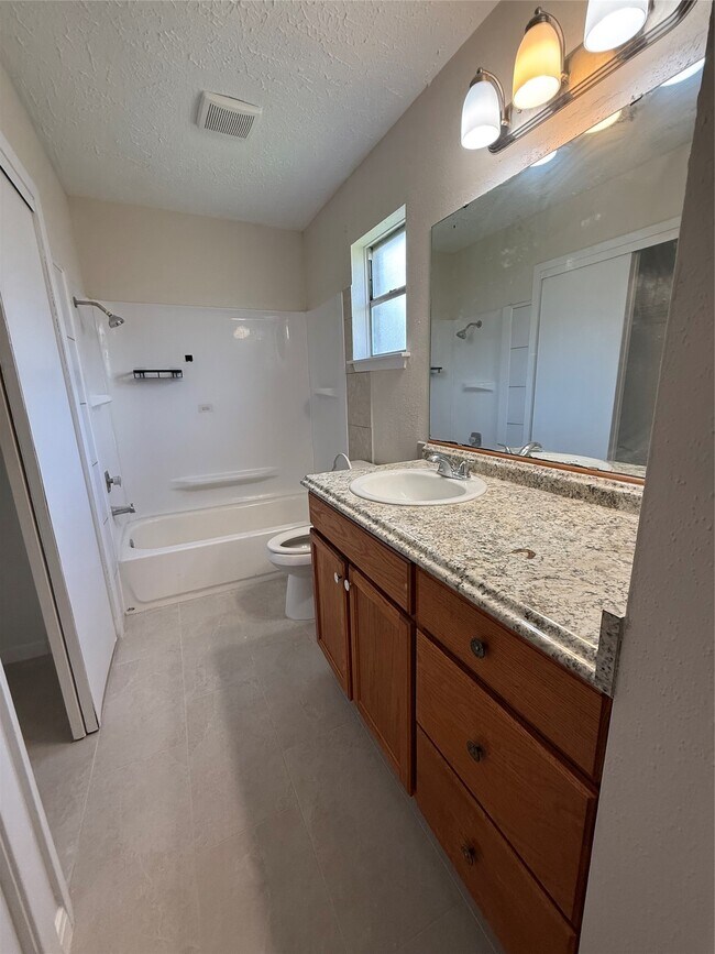 Building Photo - 7535 Hablo Dr