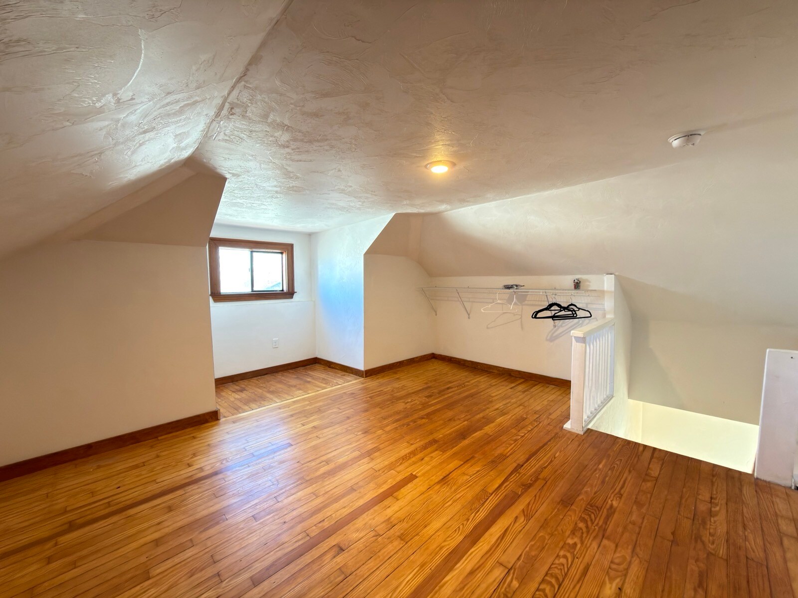 Building Photo - 36 Chipman St