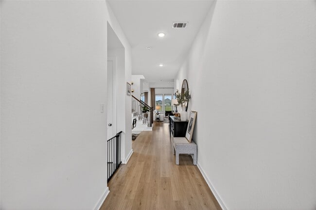 Building Photo - 4439 Stone Ridge Ln