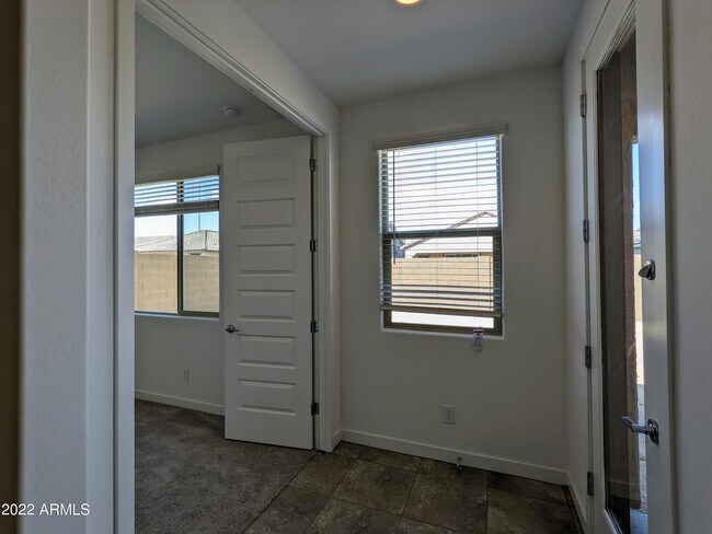 Building Photo - 16846 W Las Palmaritas Dr