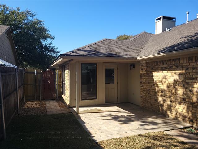 Building Photo - 331 Dogwood Dr