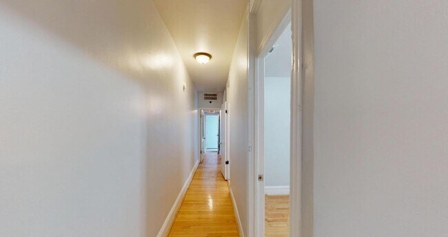 Building Photo - Extraordinary Columbia Heights Opportunity | Spacious 5BR + 2 Den Home with Off-Street Parking