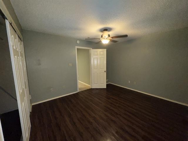 Building Photo - 2307 Balsam Dr