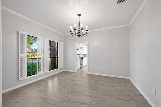 Building Photo - 15218 La Paloma Dr