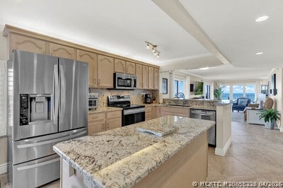Building Photo - 10980 S Ocean Dr