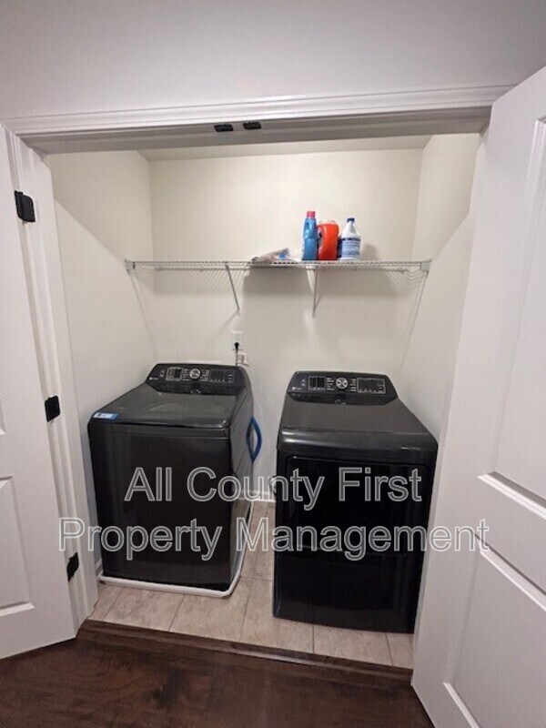 Building Photo - 2662 Stonekey Bend