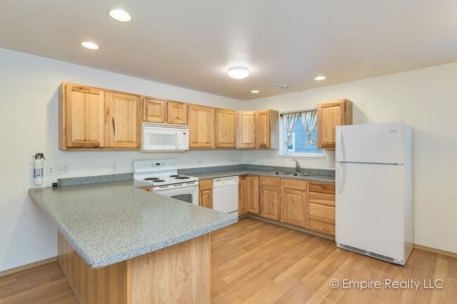 Building Photo - 4773 Glasgow Dr