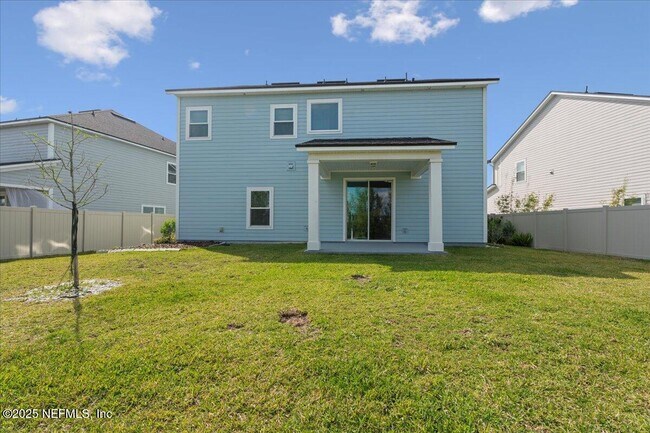 Building Photo - 221 Ness Cir