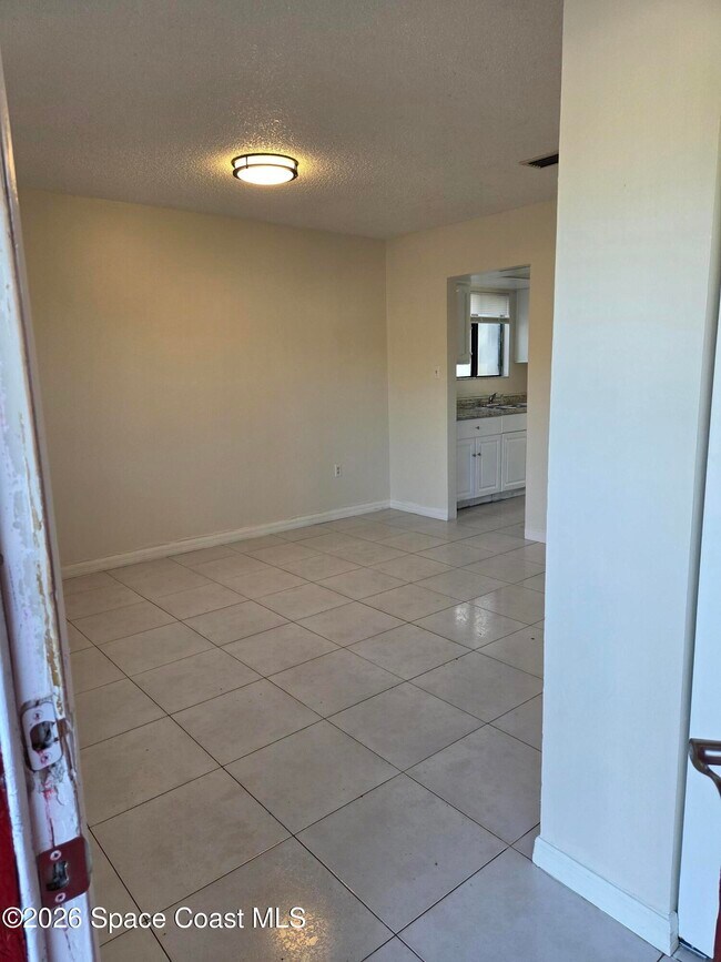 Building Photo - 4739 Sisson Rd