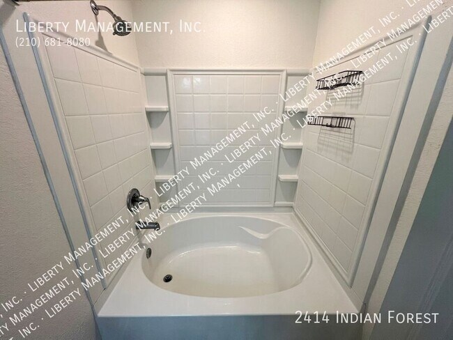 Building Photo - 2414 Indian Frst