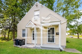 Building Photo - 1276 Crestview Ave