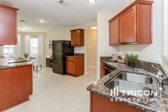 Building Photo - 232 Comanche Plains Rd