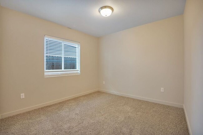 Building Photo - 2503 Ronan St