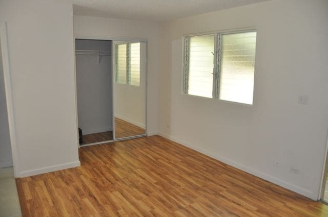 Bedroom - Pensacola Street Apartments