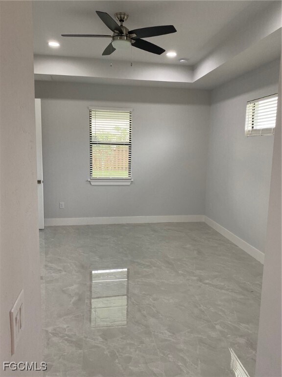 Building Photo - 702 NW 2nd Ln