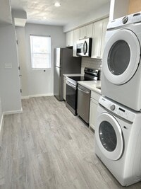 Building Photo - 1721 Mifflin St