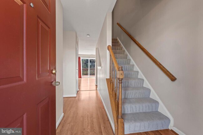 Building Photo - 21673 Hazelnut Square