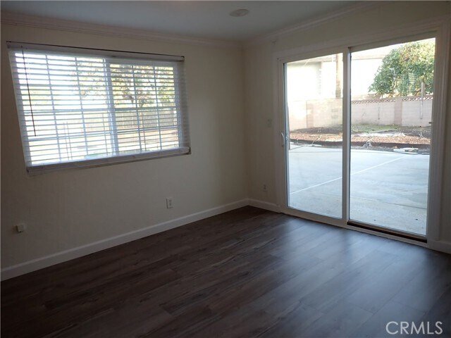 Building Photo - 6791 Killarney Ave