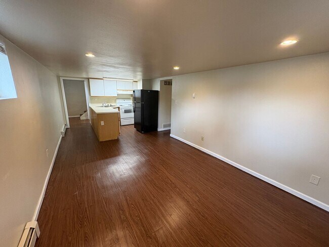 Building Photo - 929 22nd St