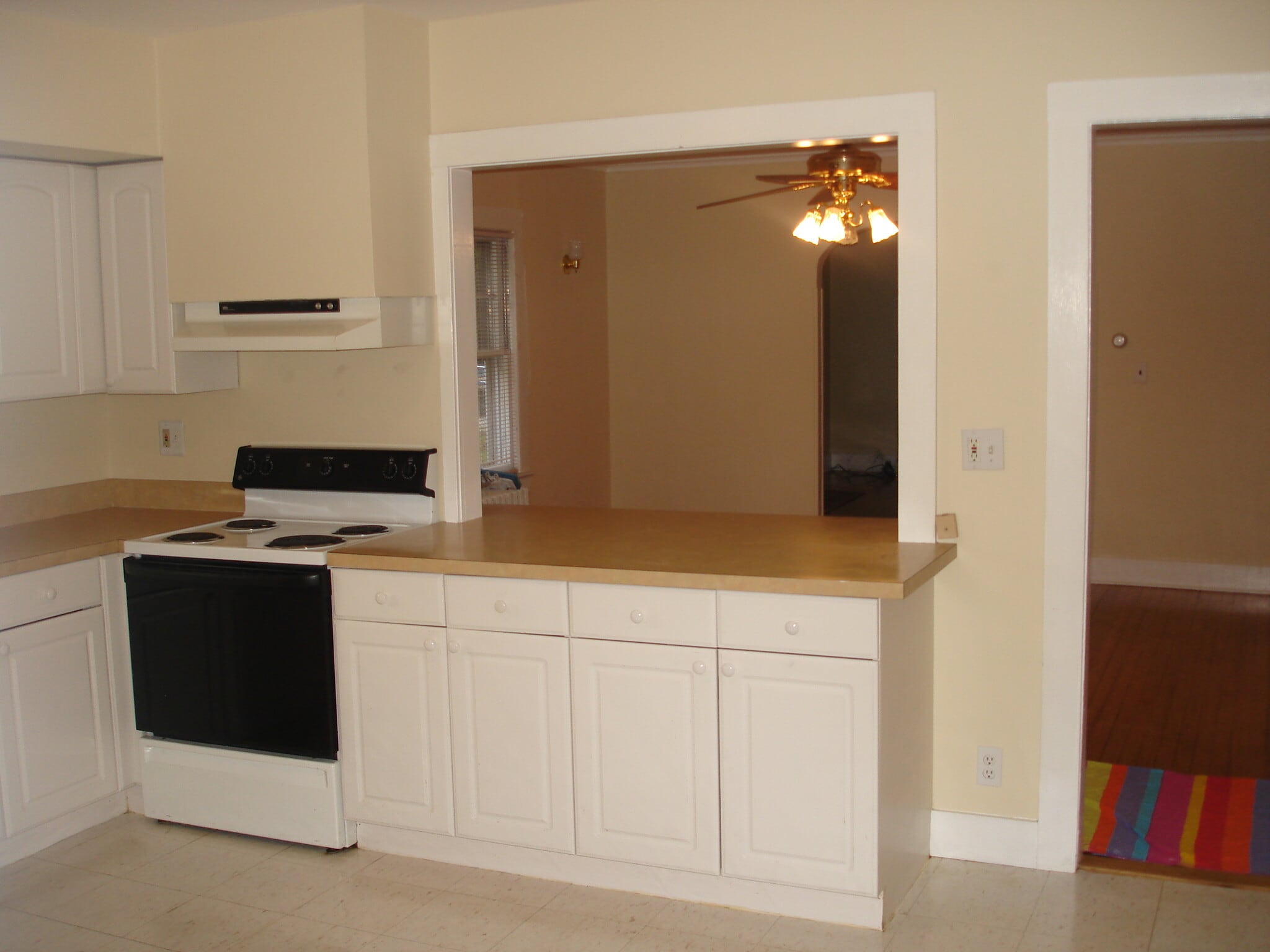 Kitchen - 197 Barton Ave