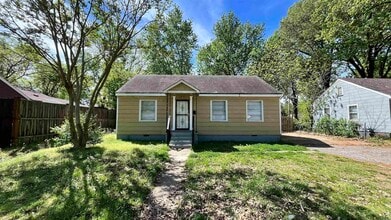 Building Photo - 4011 Victor Dr