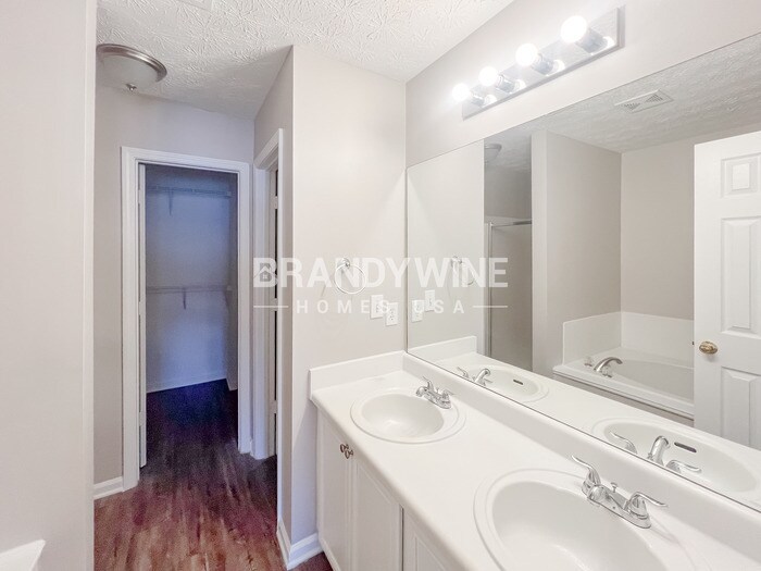 Building Photo - 3742 Harvest Dr