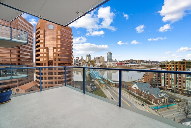 Building Photo - 1 Roebling Wy