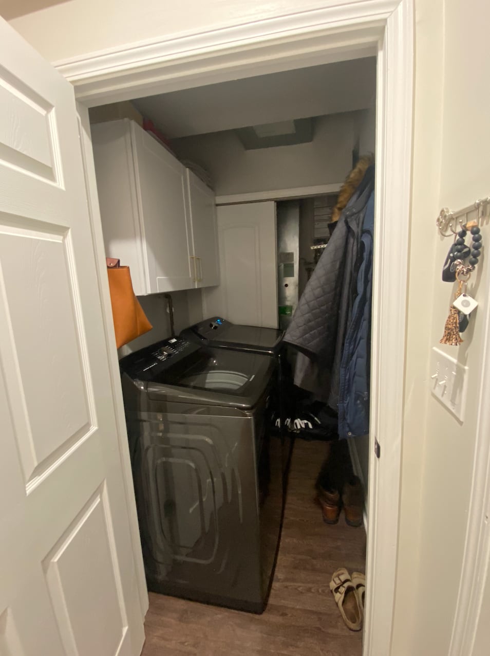 In-unit Laundry - 1718 N Campbell Ave