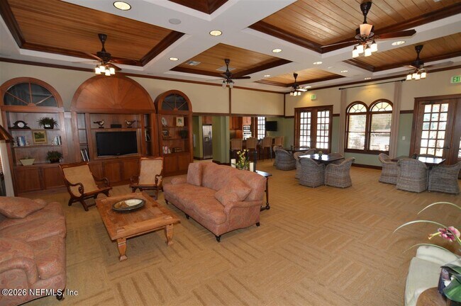 Building Photo - 180 Thornloe Dr