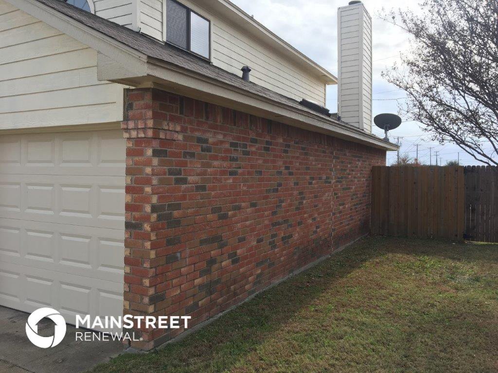 Building Photo - 945 Thorton Dr