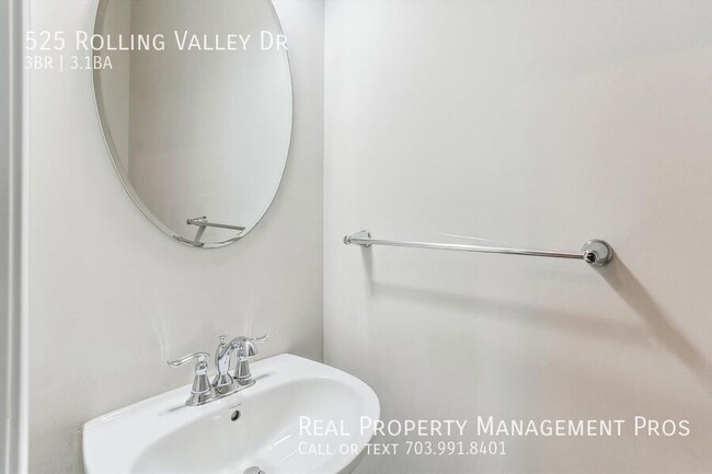 Building Photo - 525 Rolling Valley Dr