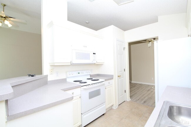 Building Photo - 2941 Raines St