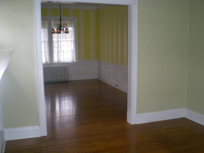 Building Photo - Sunny 3 BR / 2 BA Beautiful Home in Museum...