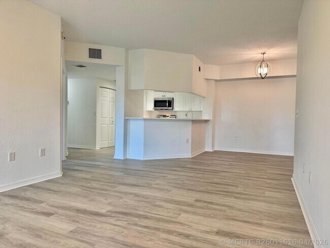 Building Photo - 2725 Anzio Ct