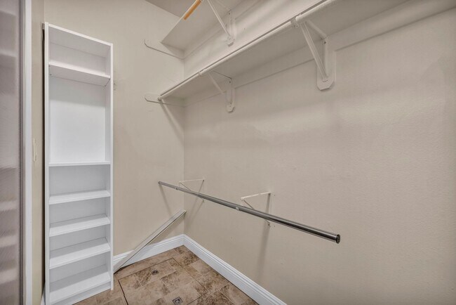 Building Photo - 3526 Heron's Cir
