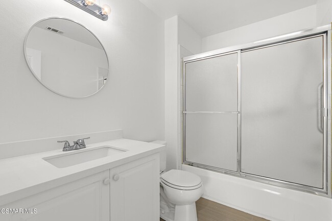 Building Photo - 495 Novara Way