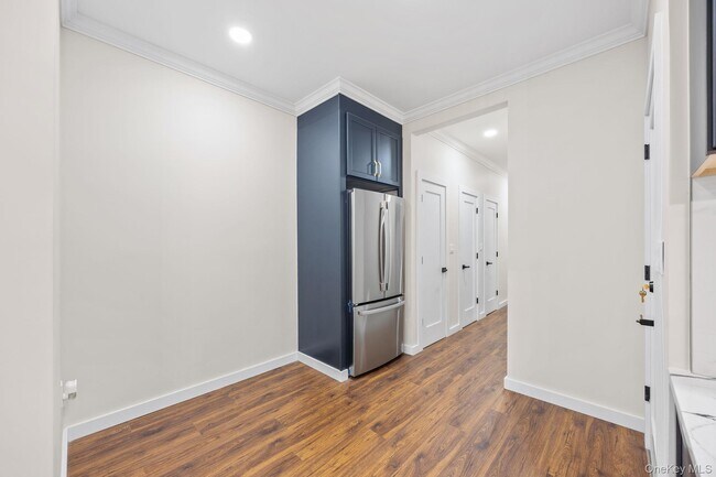 Building Photo - 269 Montgomery St