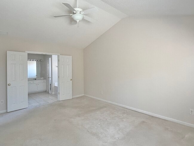 Building Photo - 510 Keeneland Ave