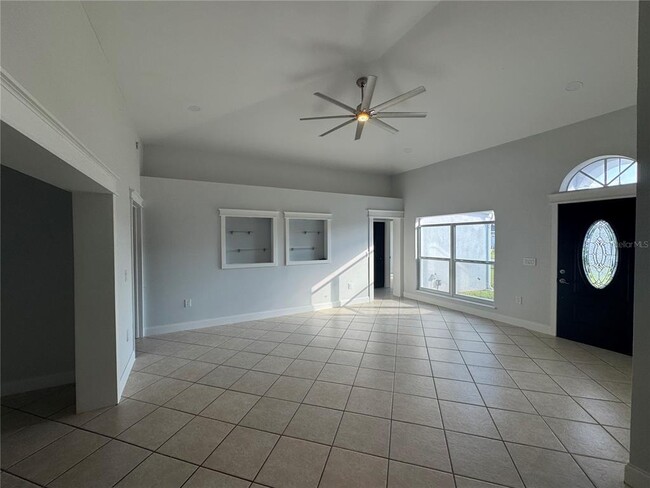 Building Photo - 8313 Sun Vista Way