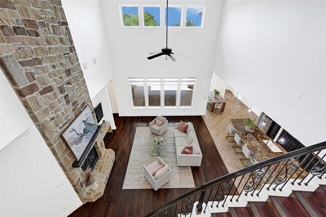 Building Photo - 19003 Cove Manor Dr