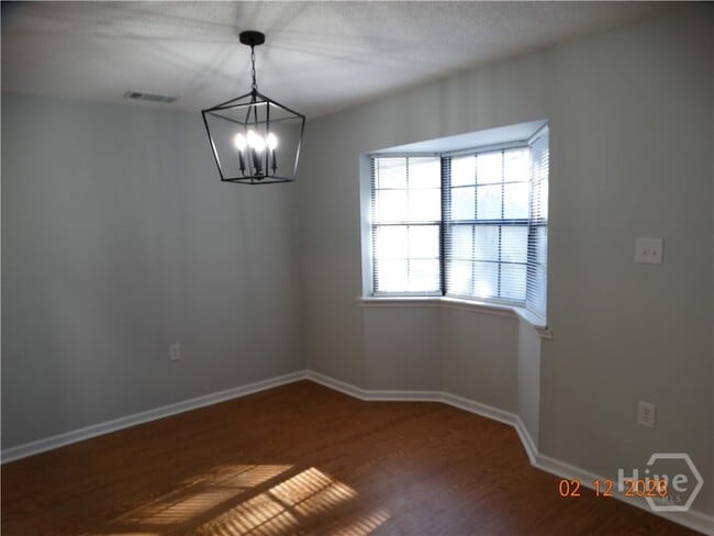 Building Photo - 85 Port Dr