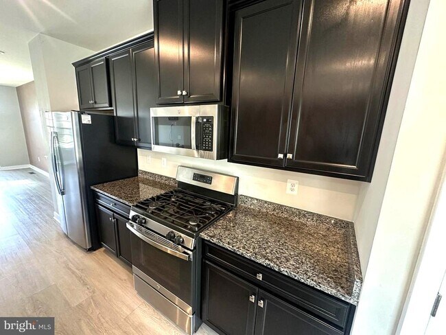 Building Photo - 14547 Mattawoman Dr