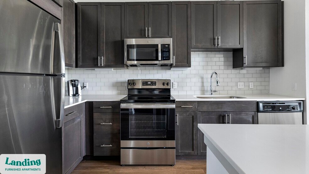 Building Photo - 2511 Montopolis Dr