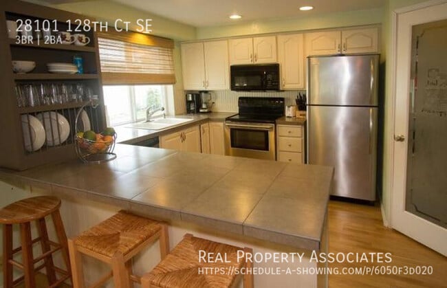 Building Photo - 28101 128th Ct SE