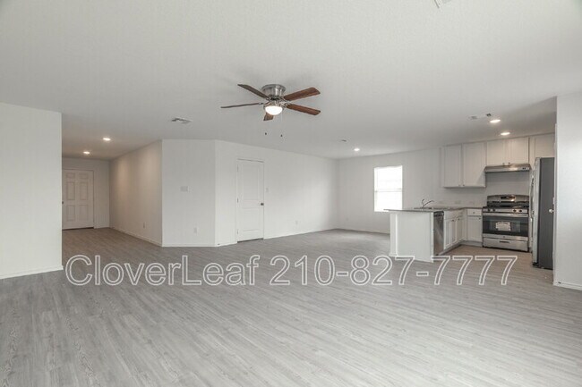 Building Photo - 14018 Piglet Trl