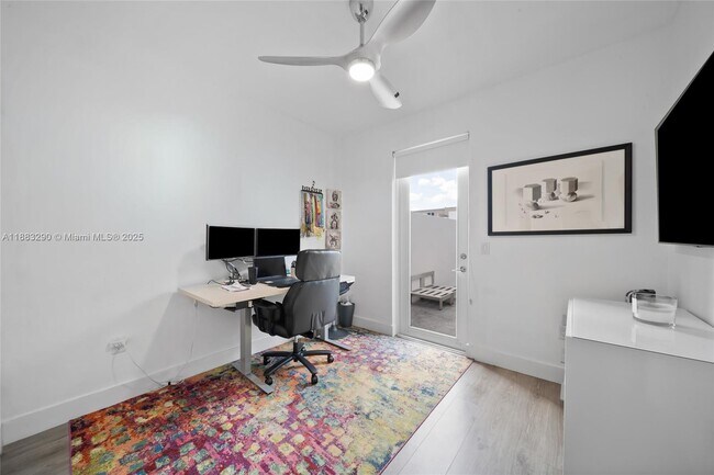 Building Photo - 10560 NW 64th Terrace